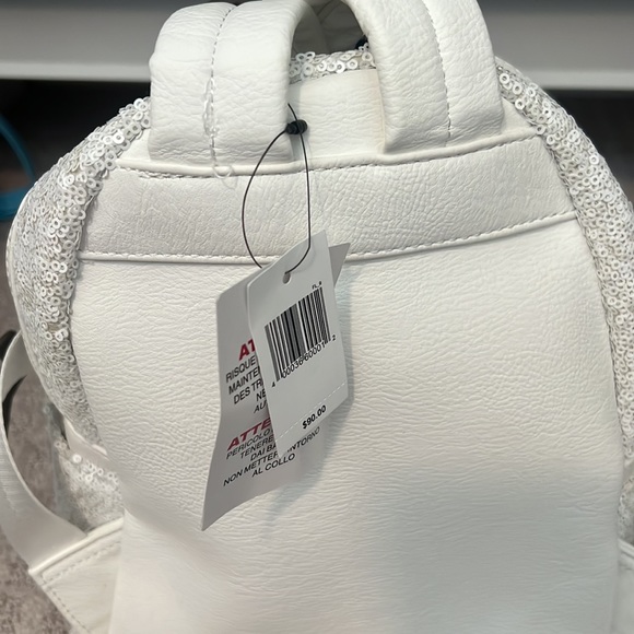 Olaf loungefly backpack - Picture 3 of 4